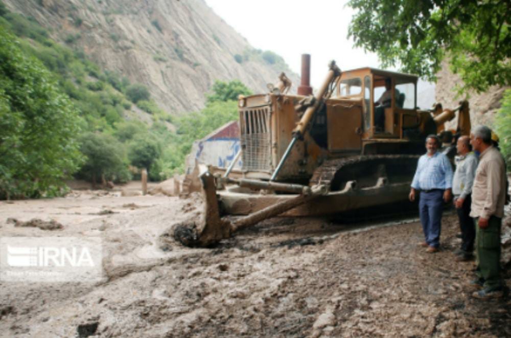 سیلاب بیش از ۱۱۰۰ میلیارد تومان به راه‌های مازندران خسارت زد
