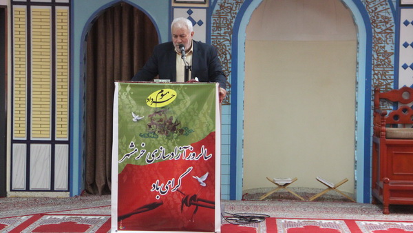 با حضور مرادی مشاور عتبات عالیات وزیر نیرو:  مراسم گراميداشت حماسه آزاد سازي خرمشهر در نيروگاه نكا برگزار شد