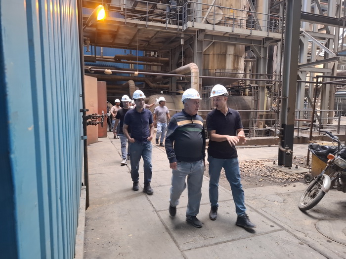 بازدید کارکنان نیروگاه زرند کرمان از نیروگاه نکا